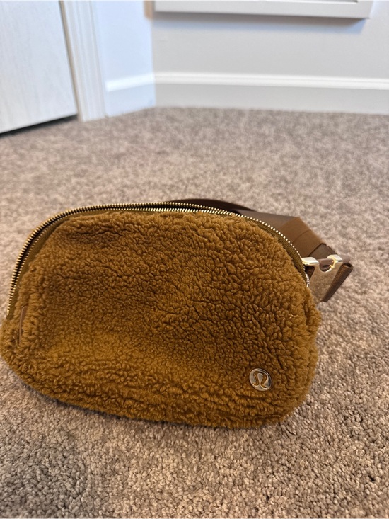 lululemon athletica Handbags - lululemon athletica Sherpa Brown Belt Bag